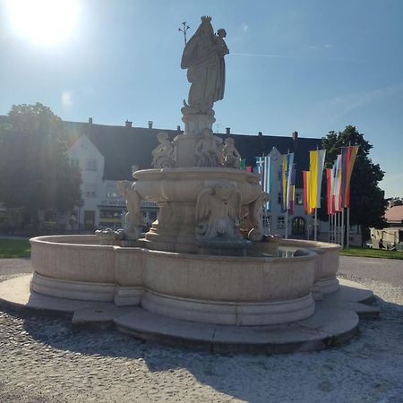Ferienwohnung Enzian - Naehe Kapellplatz - Oeffentlicher Parkplatz - Aufzug Альтёттинг Экстерьер фото