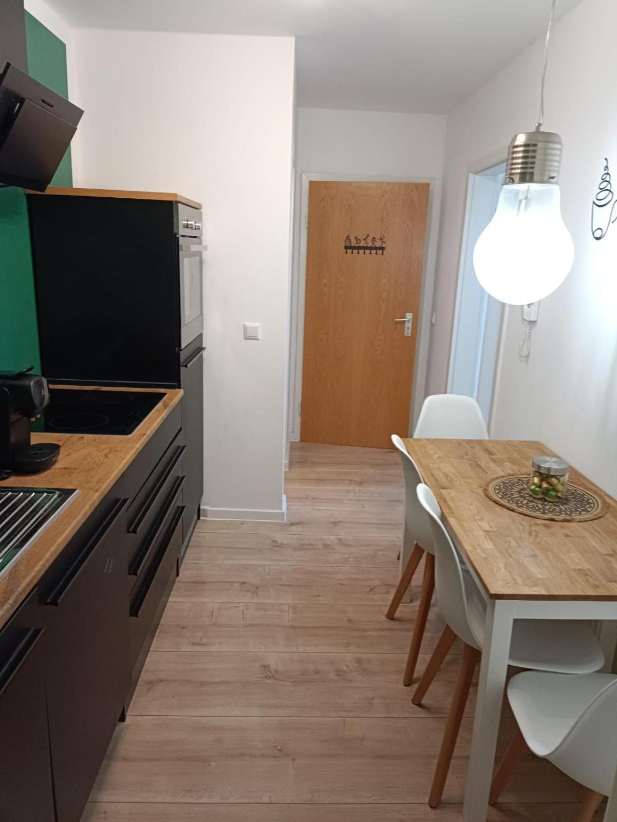 Ferienwohnung Enzian - Naehe Kapellplatz - Oeffentlicher Parkplatz - Aufzug Альтёттинг Экстерьер фото