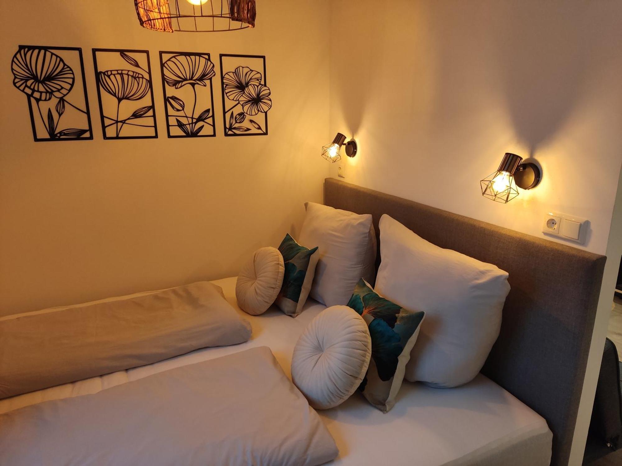 Ferienwohnung Enzian - Naehe Kapellplatz - Oeffentlicher Parkplatz - Aufzug Альтёттинг Экстерьер фото