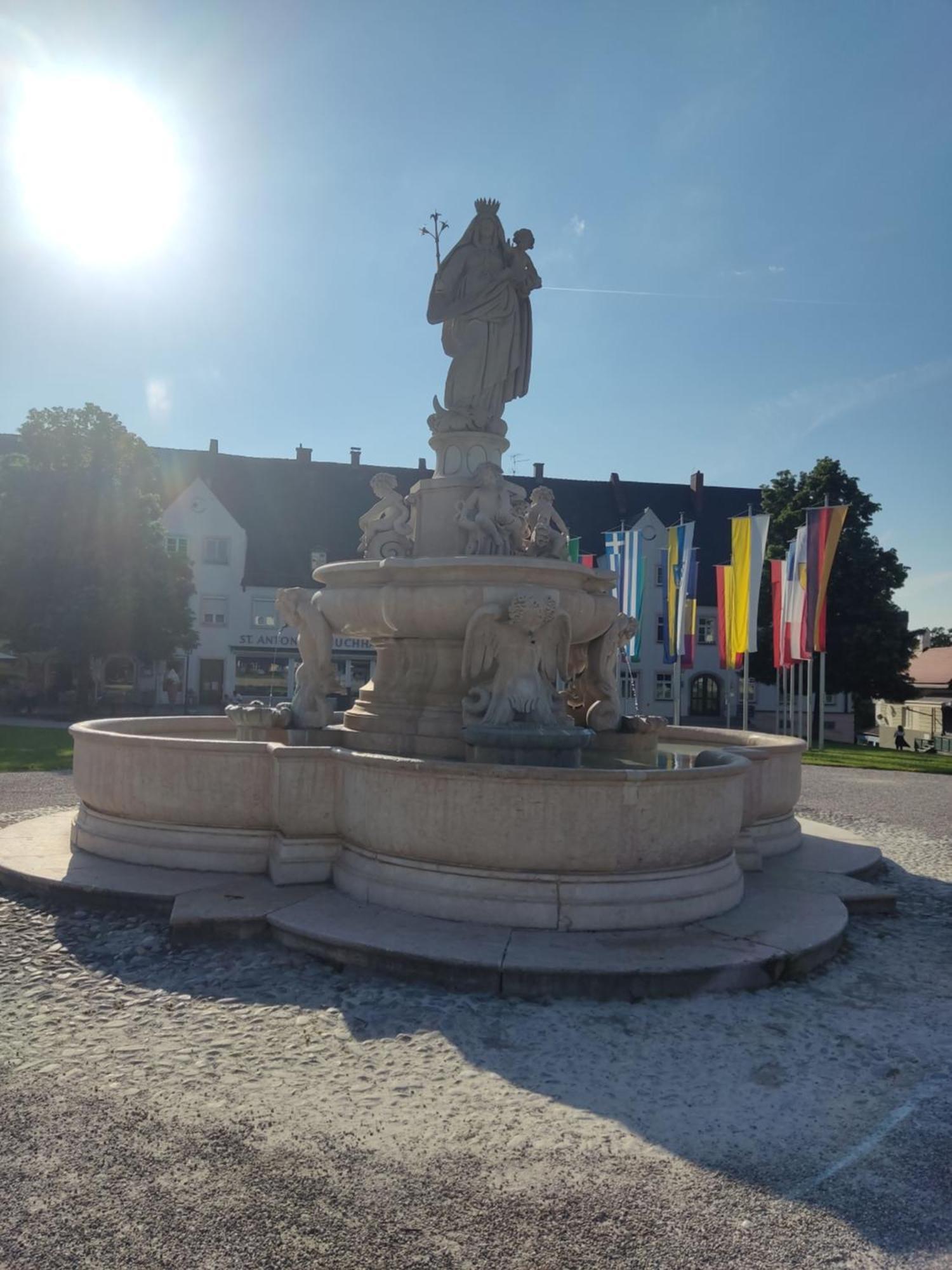 Ferienwohnung Enzian - Naehe Kapellplatz - Oeffentlicher Parkplatz - Aufzug Альтёттинг Экстерьер фото